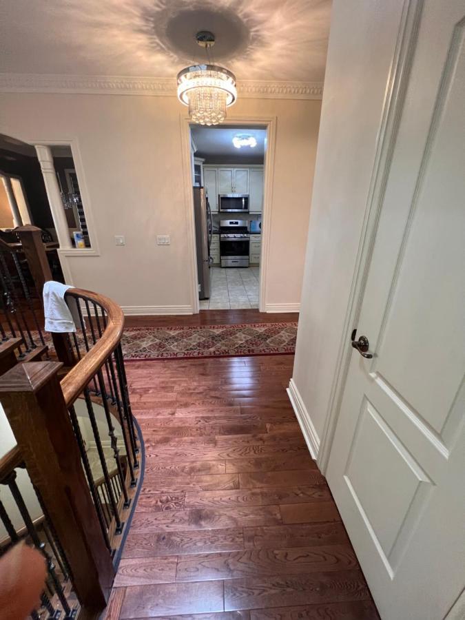 Spacious Detached In Brampton Buitenkant foto